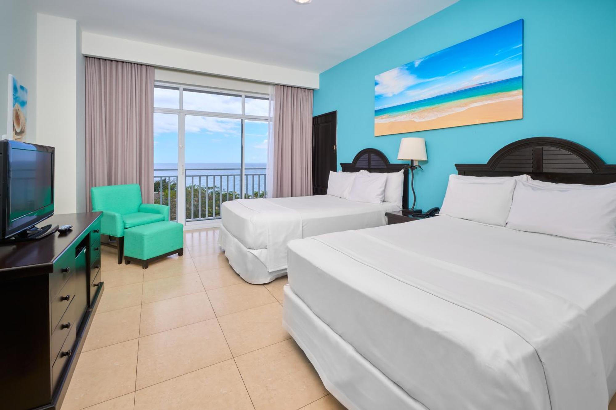 Gran Evenia Bijao Hotel Santa Clara  Exterior photo A room at the hotel