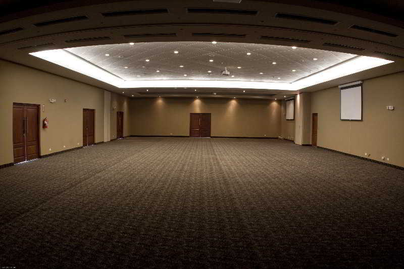 Gran Evenia Bijao Hotel Santa Clara  Exterior photo A typical conference room